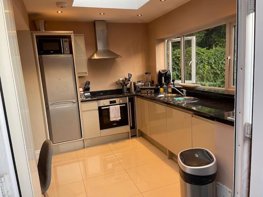 Apartamento Lovely 2 Bedroom Ground Floor Flat With Garden.