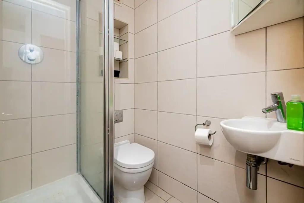 2br Flat Next To Eye On Lower Marsh 96a Apartment London