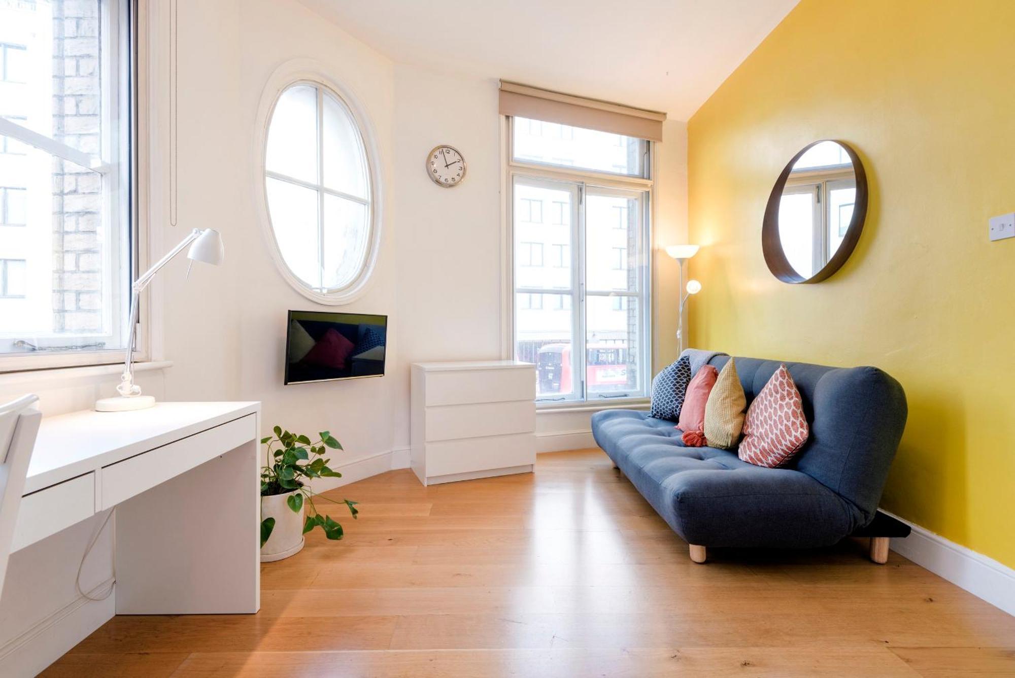 Are Located In The Heart Of Shoreditch Londres