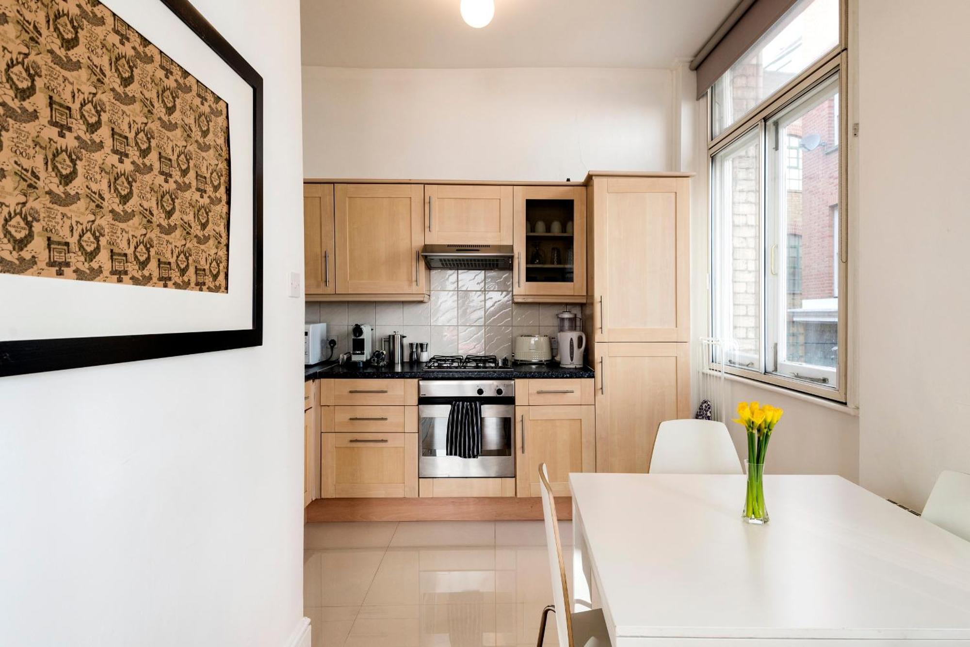 Are Located In The Heart Of Shoreditch * Londres