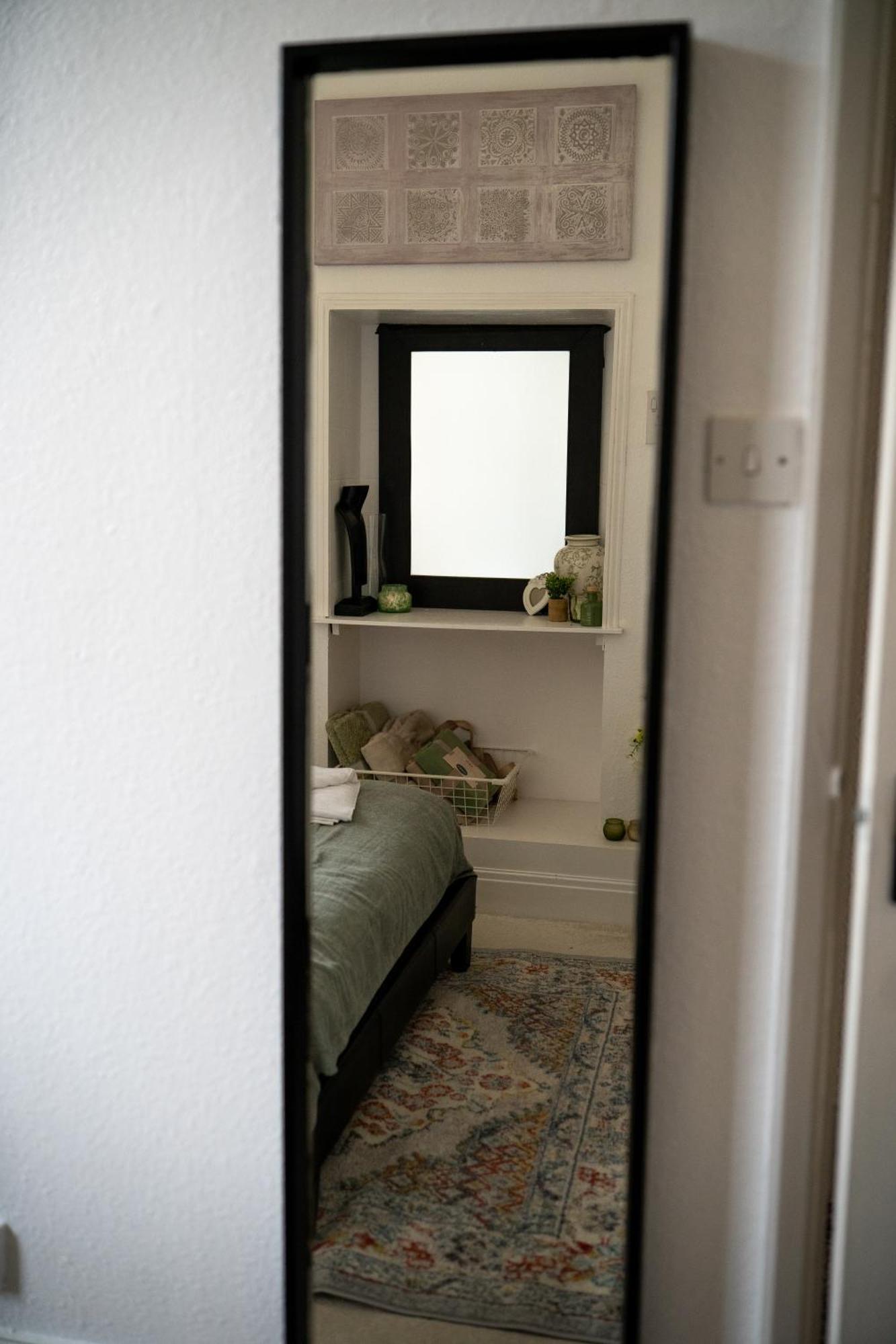 1 Bed In London, 10 Minutes From Bridge