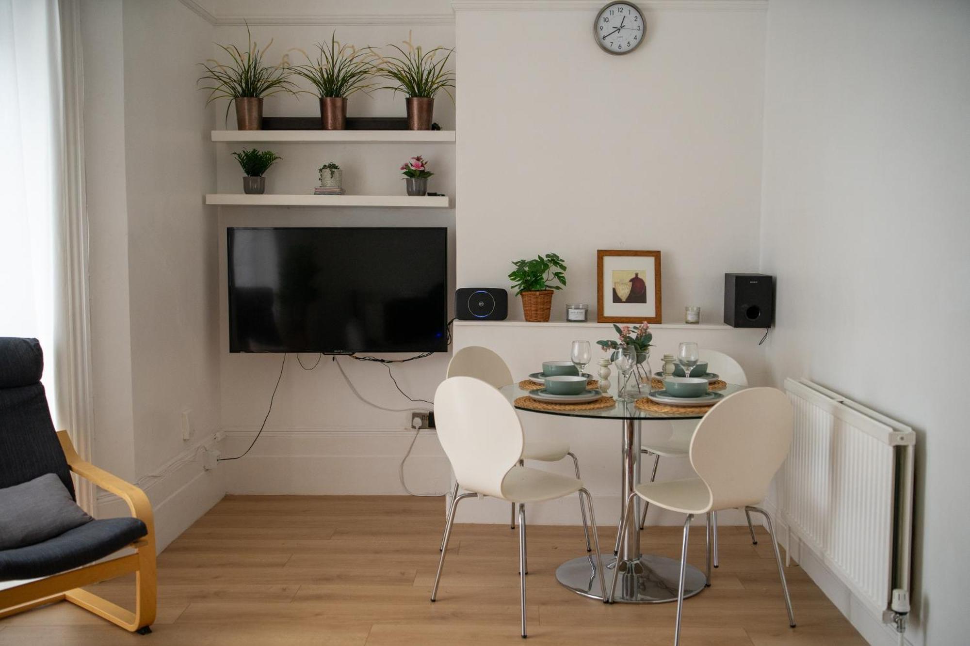 1 Bed In London, 10 Minutes From Bridge London