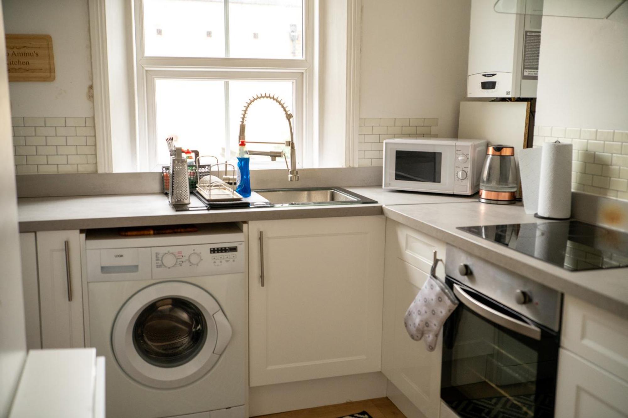 1 Bed In London, 10 Minutes From Bridge