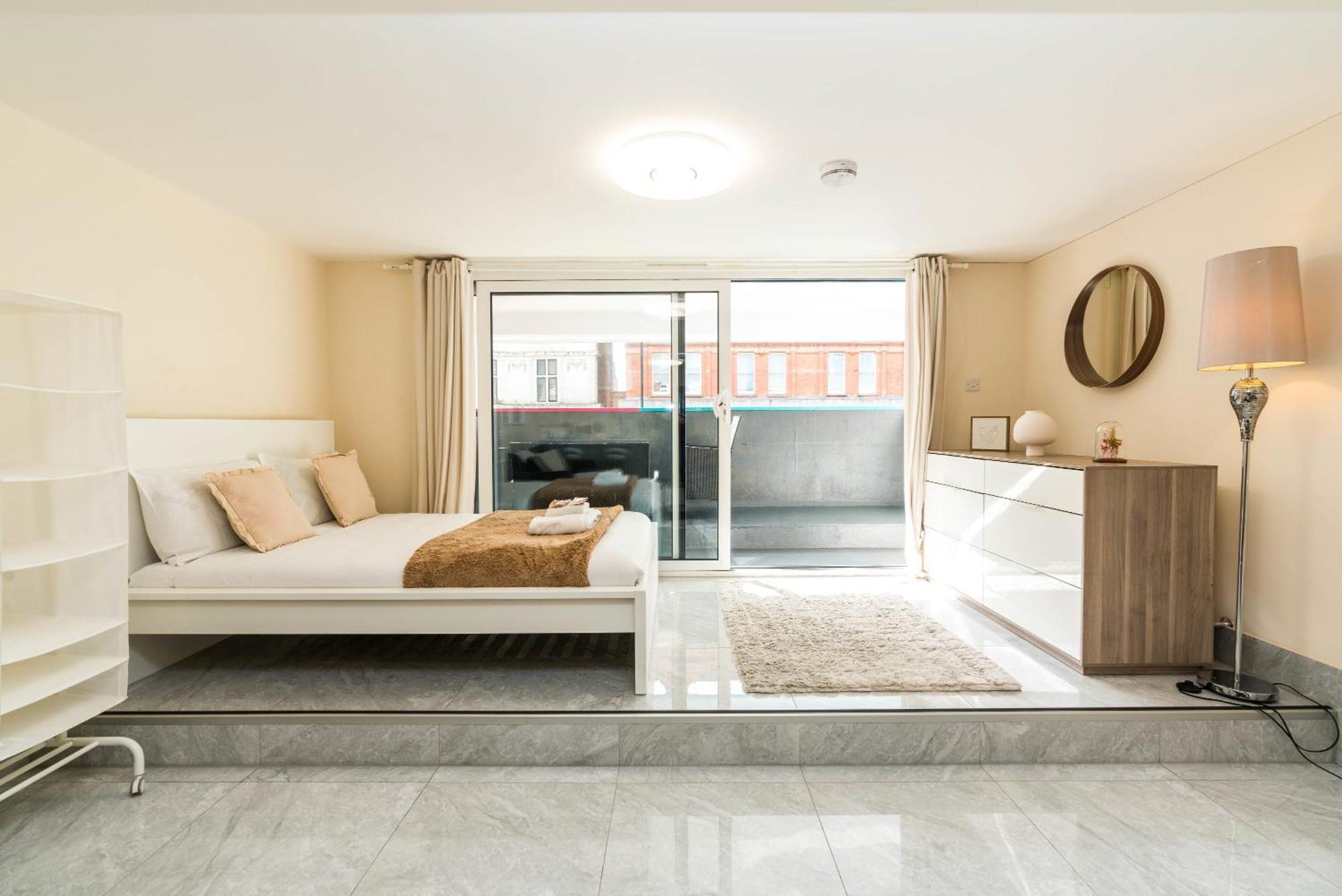 Huge Fully Equipped Studio 1 Min From Tube Station Holiday home *