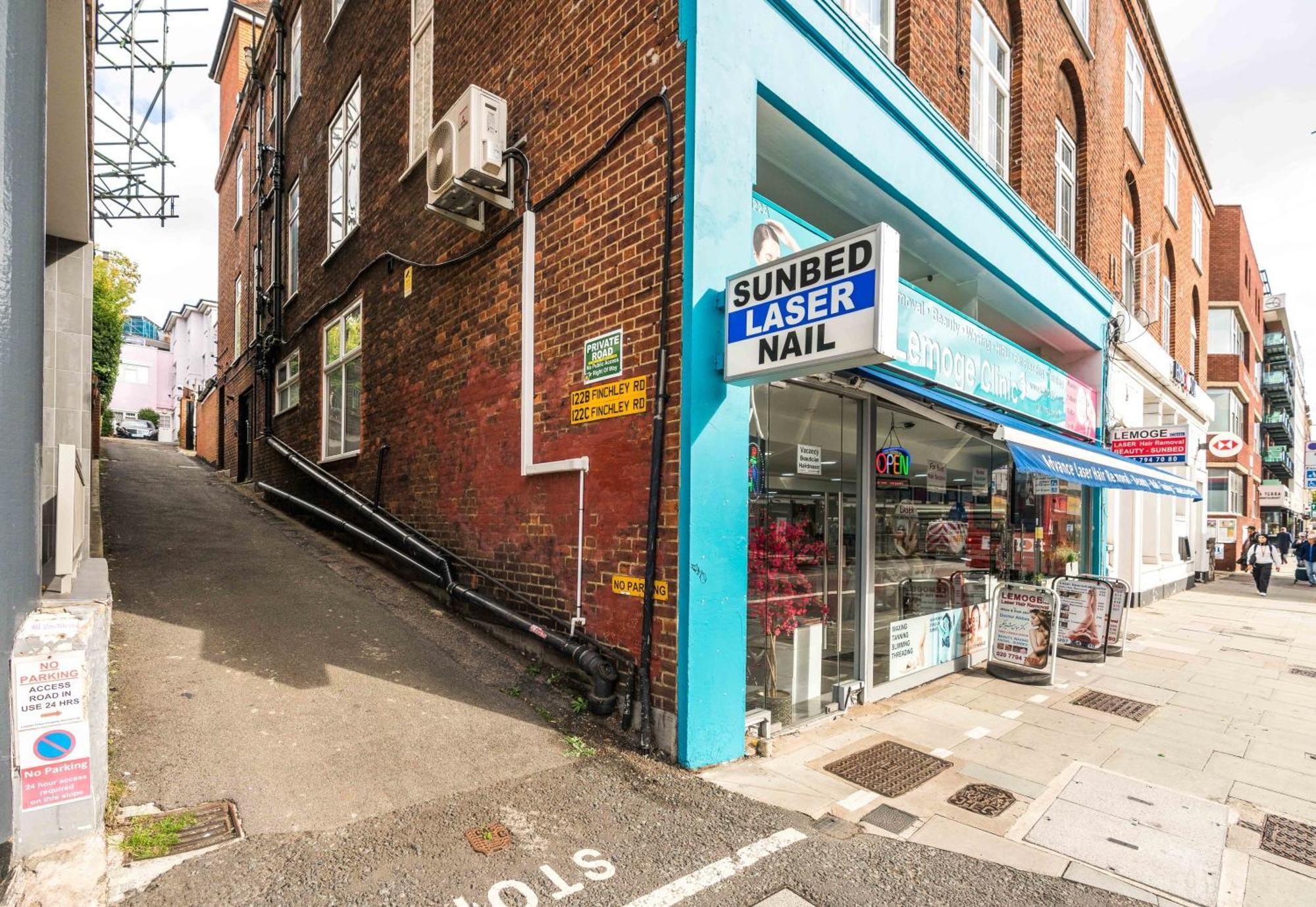 Huge Fully Equipped Studio 1 Min From Tube Station *