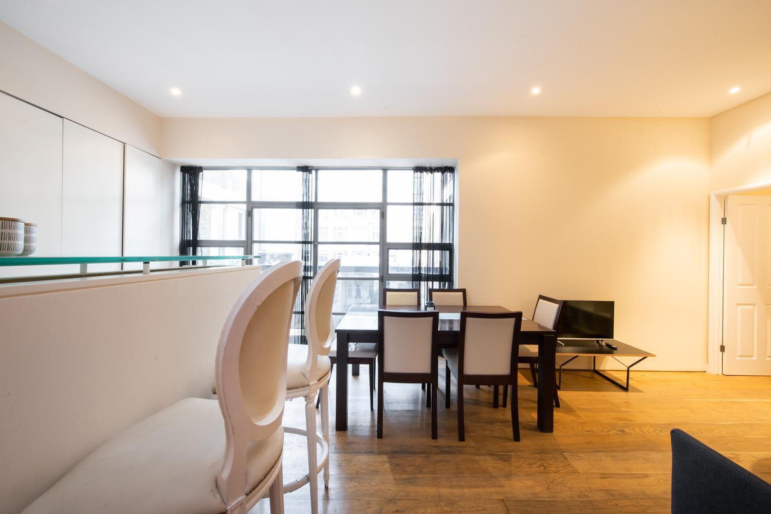 Pollen Street, Three-bedroom Flat Apartment