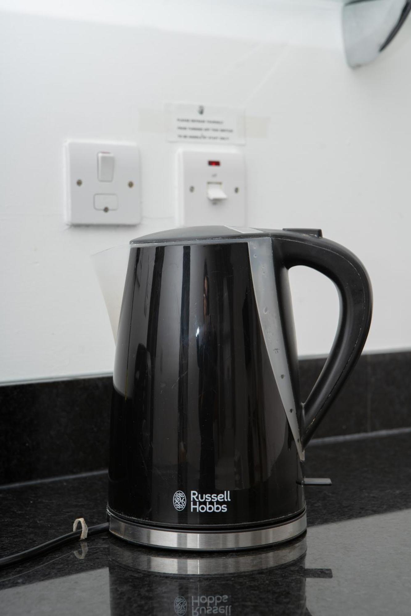 Beiroom Hyde Park Apartment London