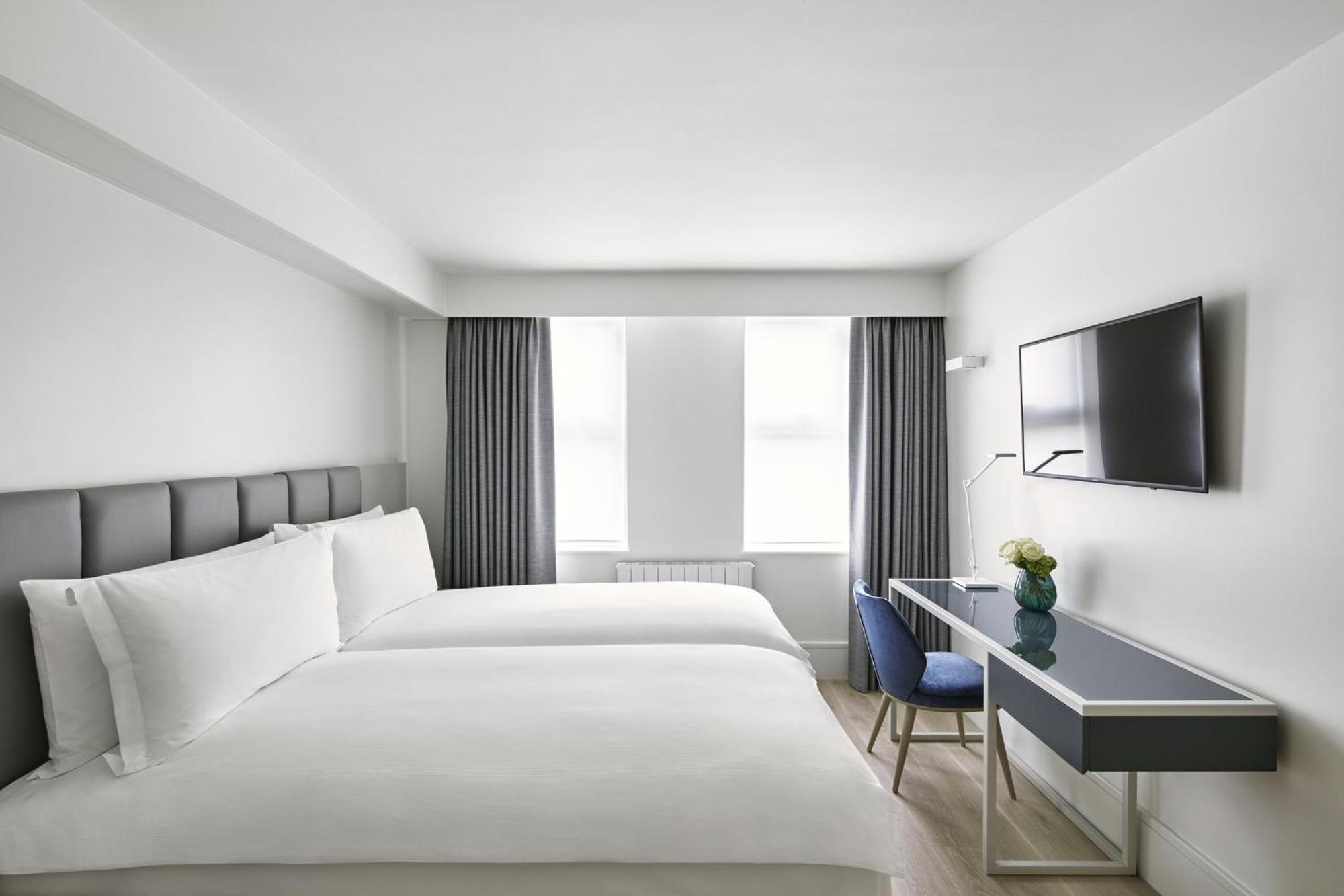 Hotel Metropolitan 5*