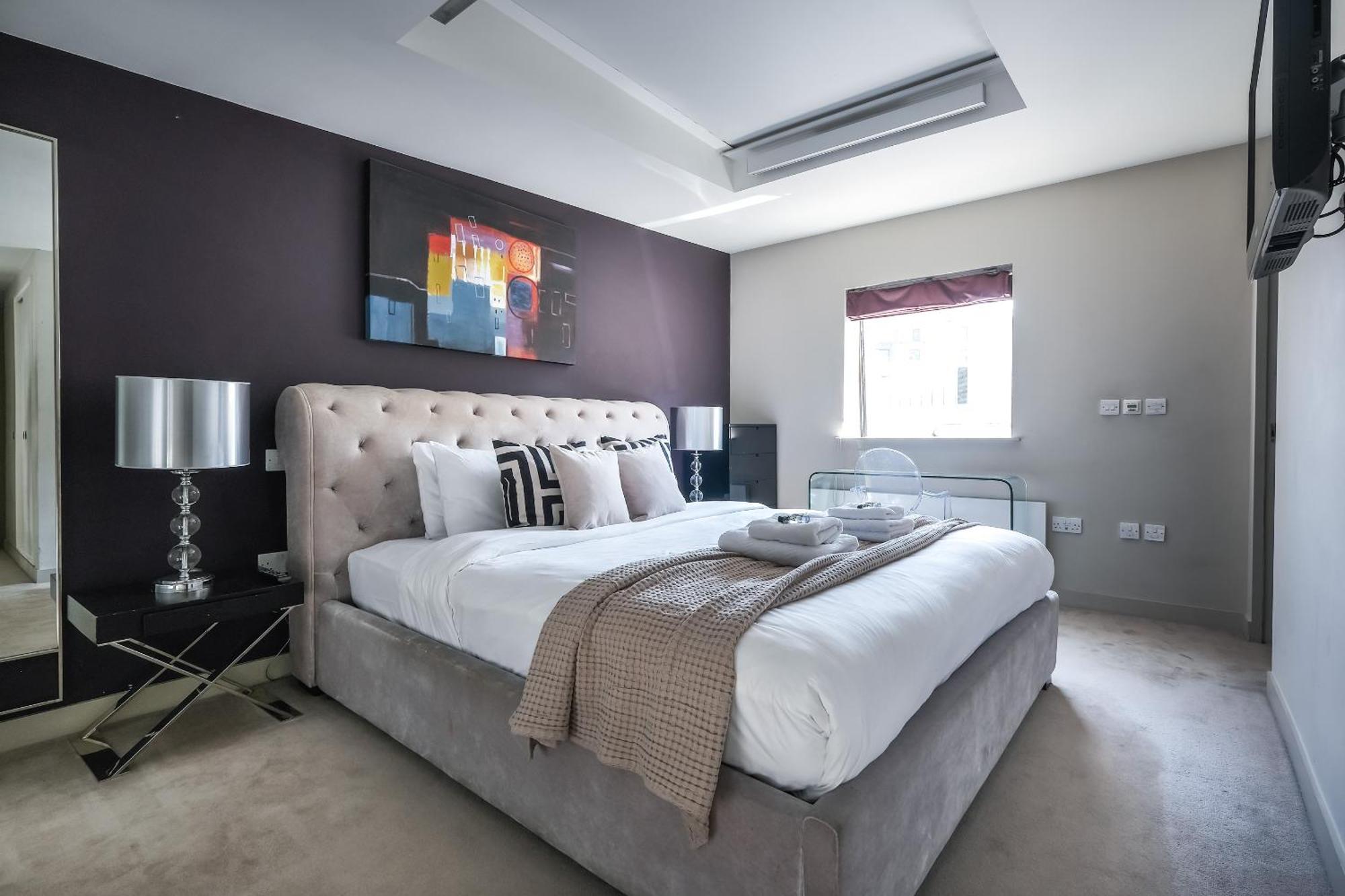 Servised On Artillery Lane Aparthotel