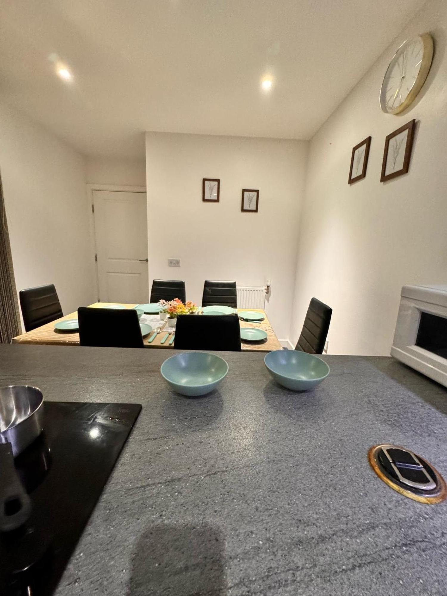 Luxury In Canary Wharf Gasthof *