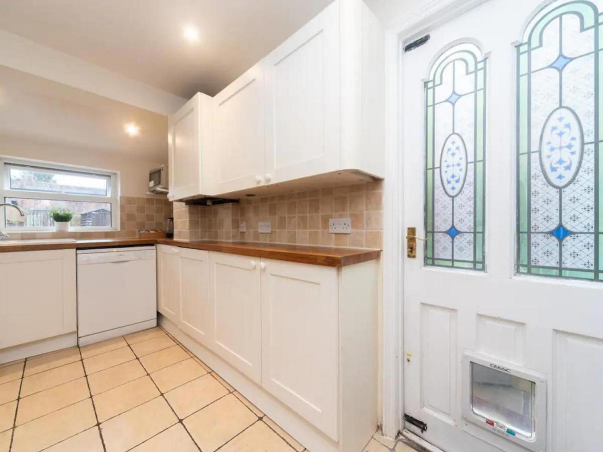 Charming Period Near Surbiton With Garden Londres