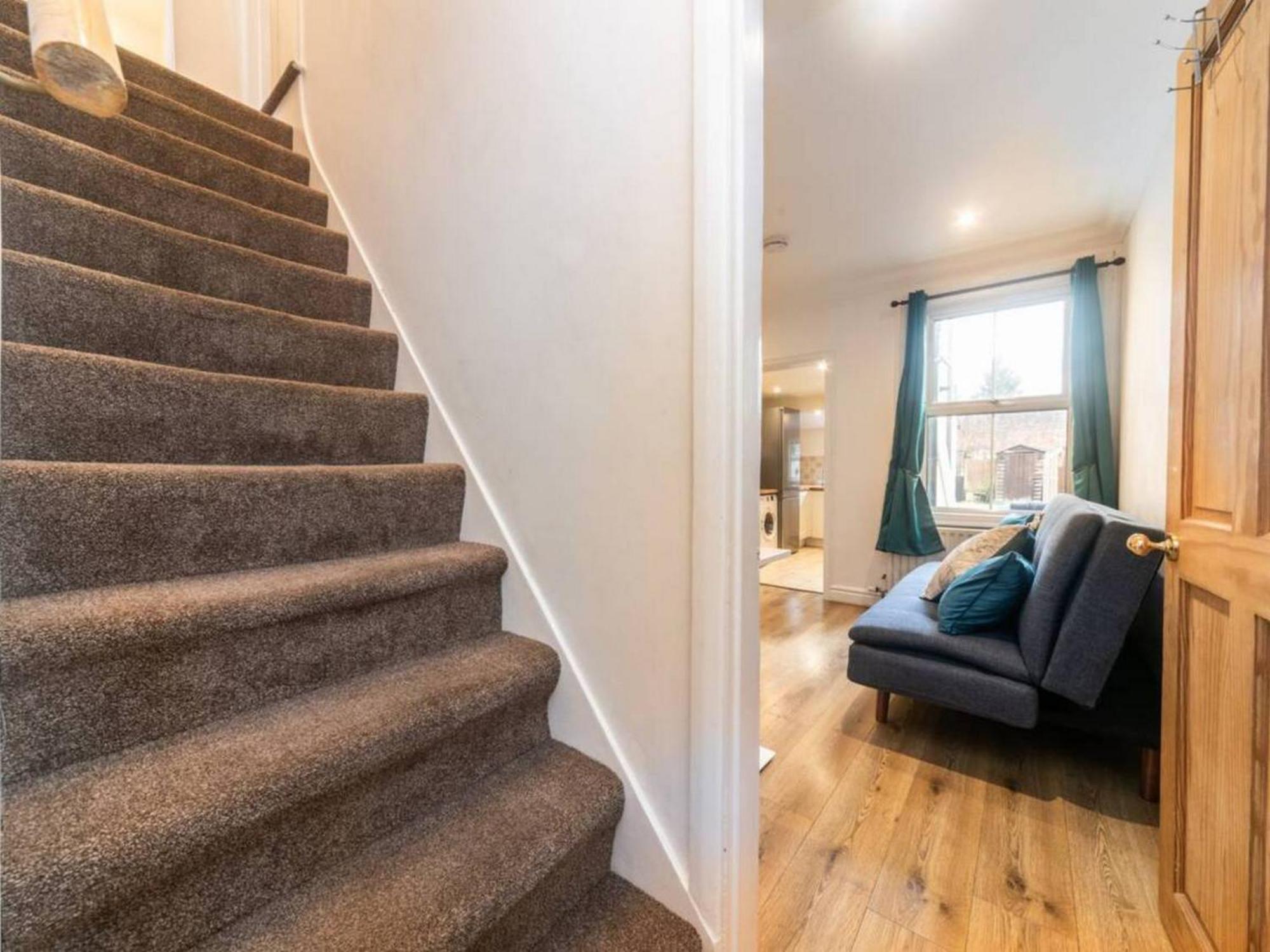 Charming Period Near Surbiton With Garden Casa de férias