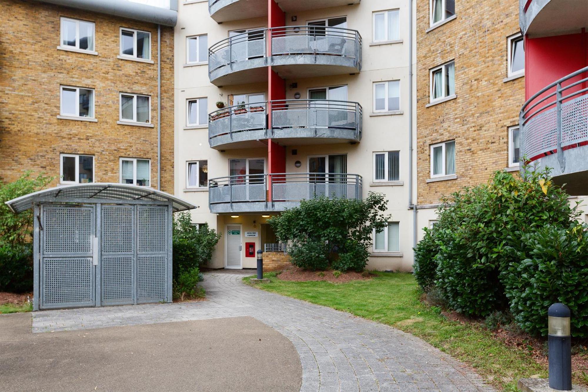 The Bow Apartment *