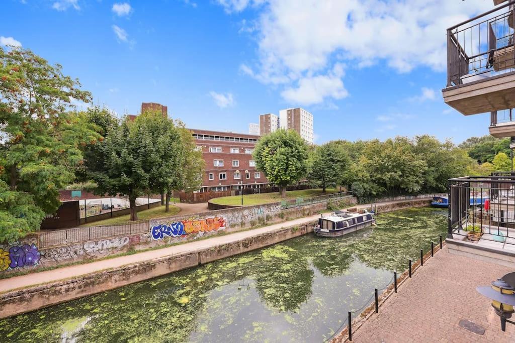 Apartamento 3-bedroom Short Term & Flexible Renting Limehouse With Free Wifi & Free Parking Londres