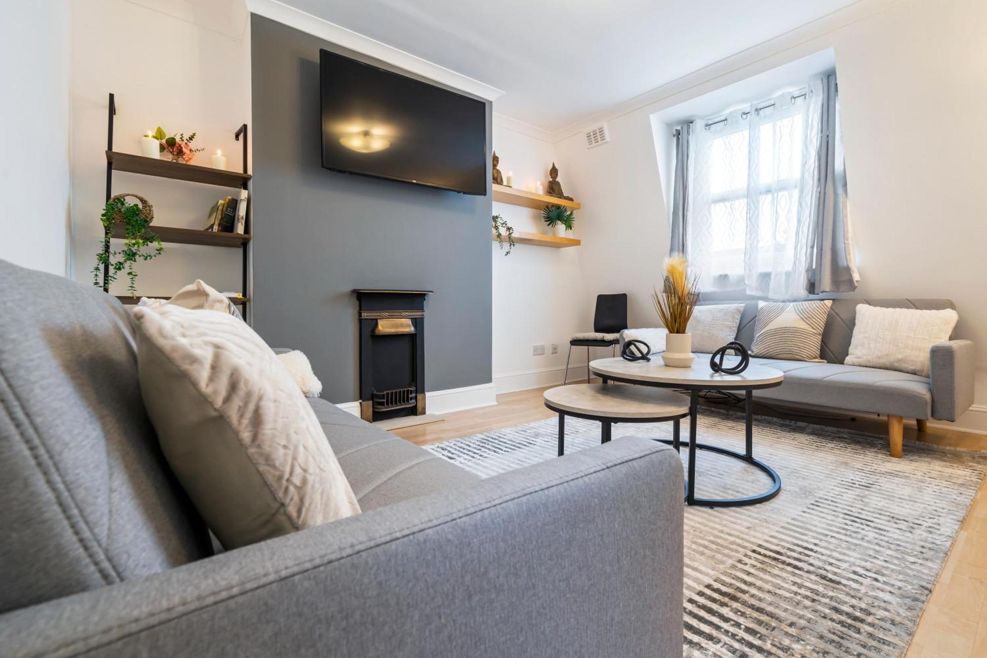 Charming With 2 Bedrooms