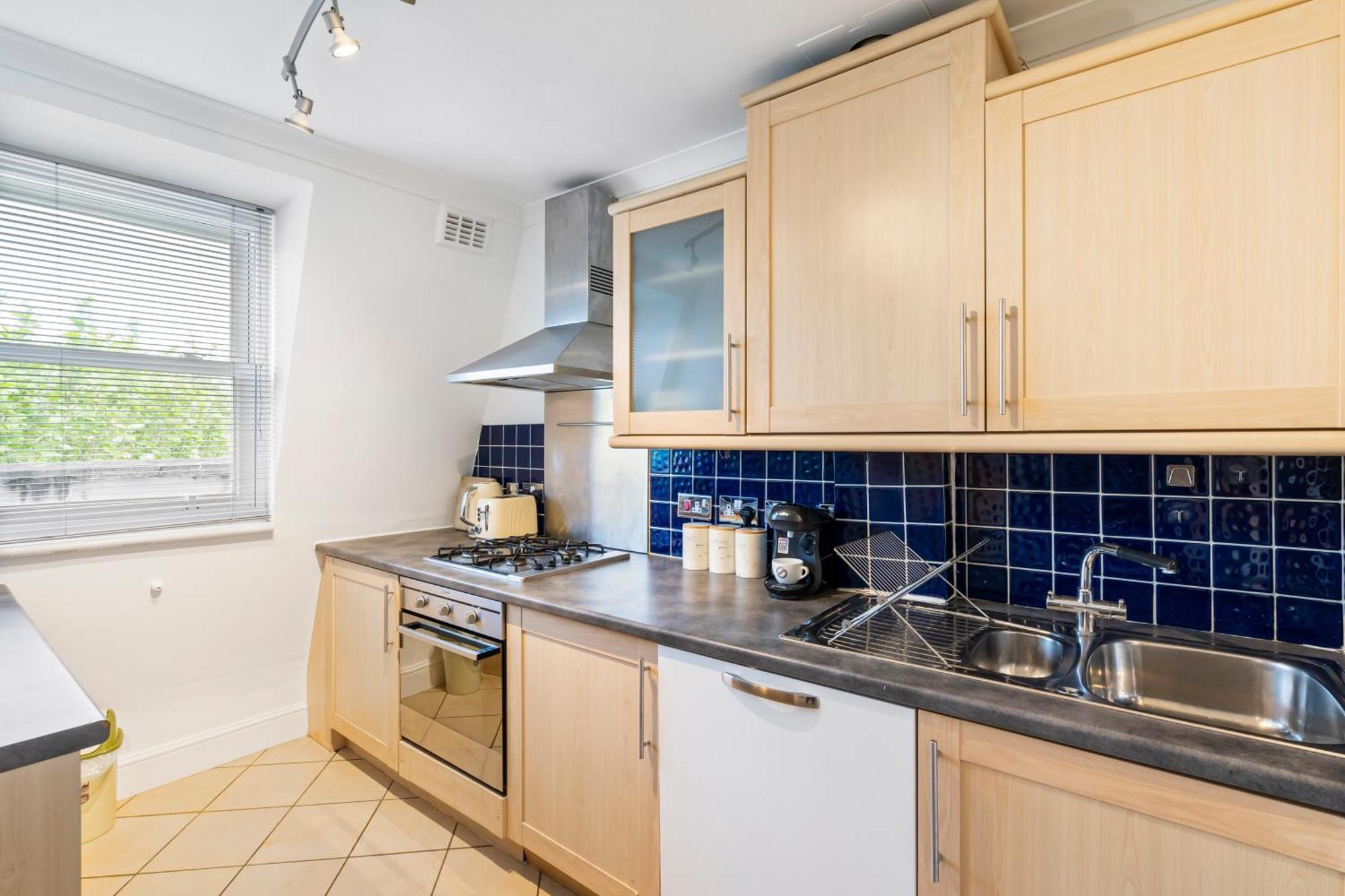 Charming With 2 Bedrooms Apartment