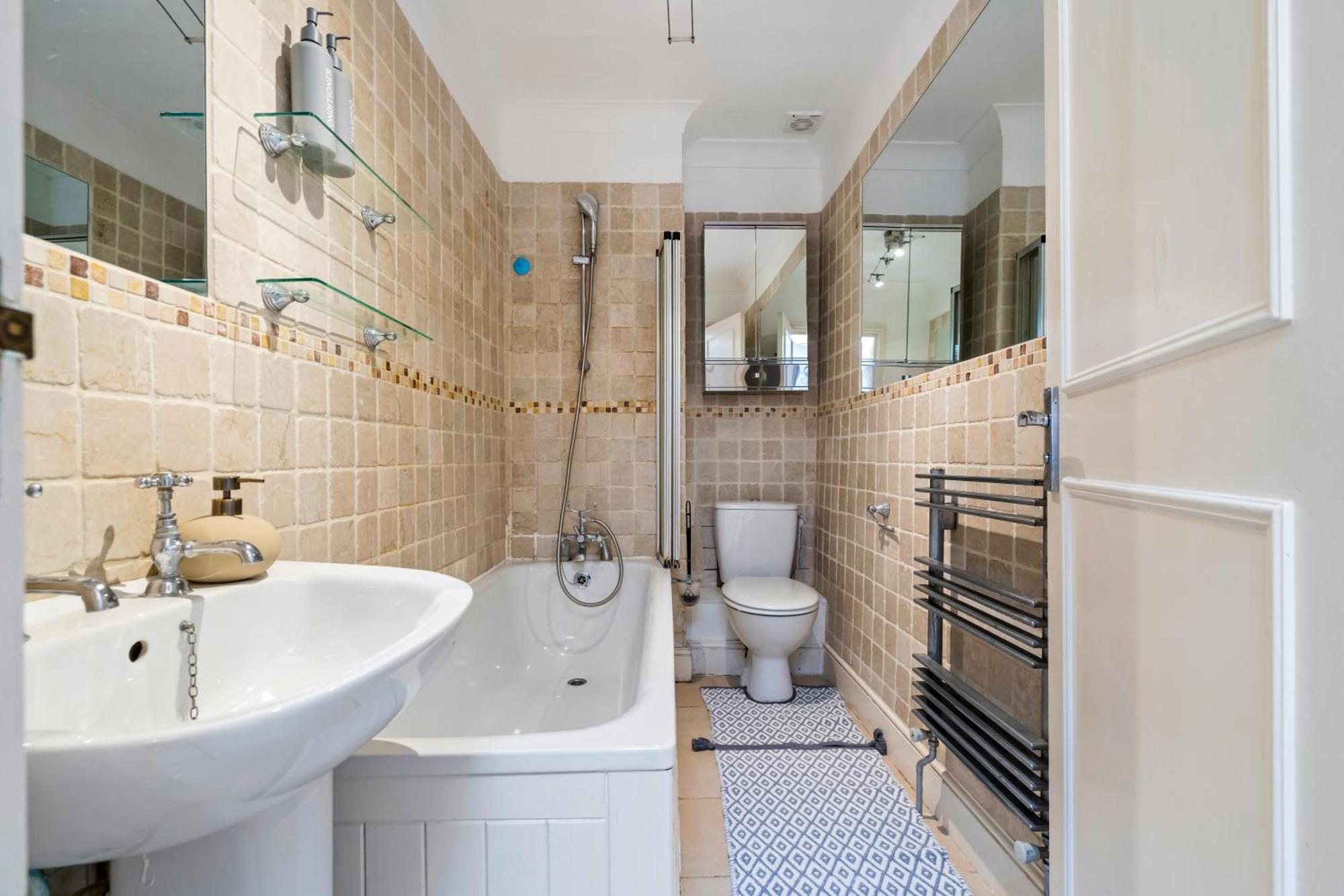 Apartment Charming With 2 Bedrooms