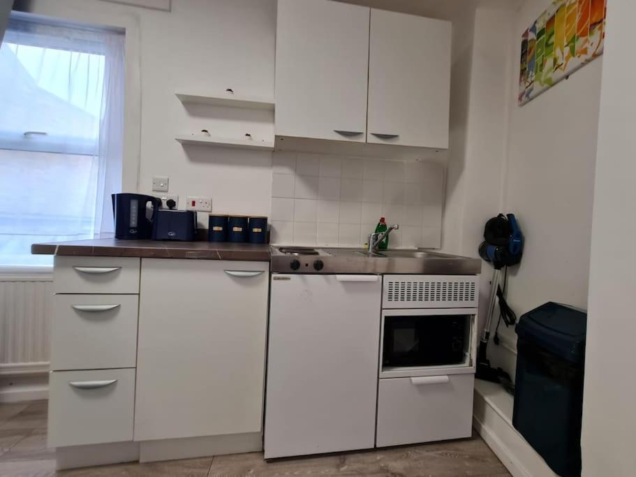 Stylish And Spacious 1 Bedroom Kensal Tube 1a *