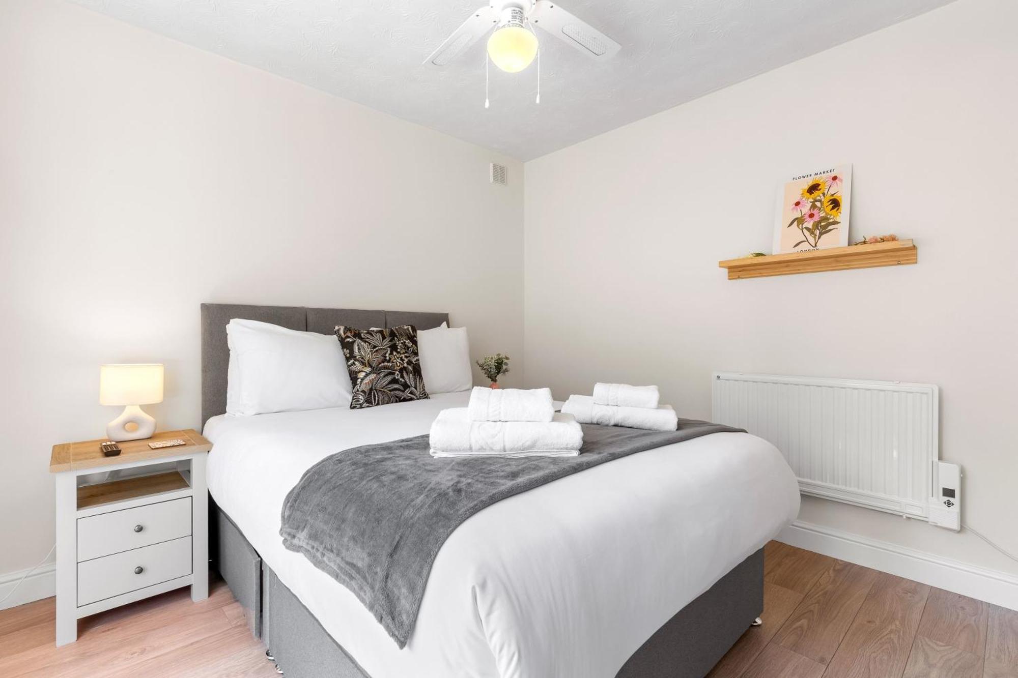 Beautiful 1 Bed Close To Amenities Apartment