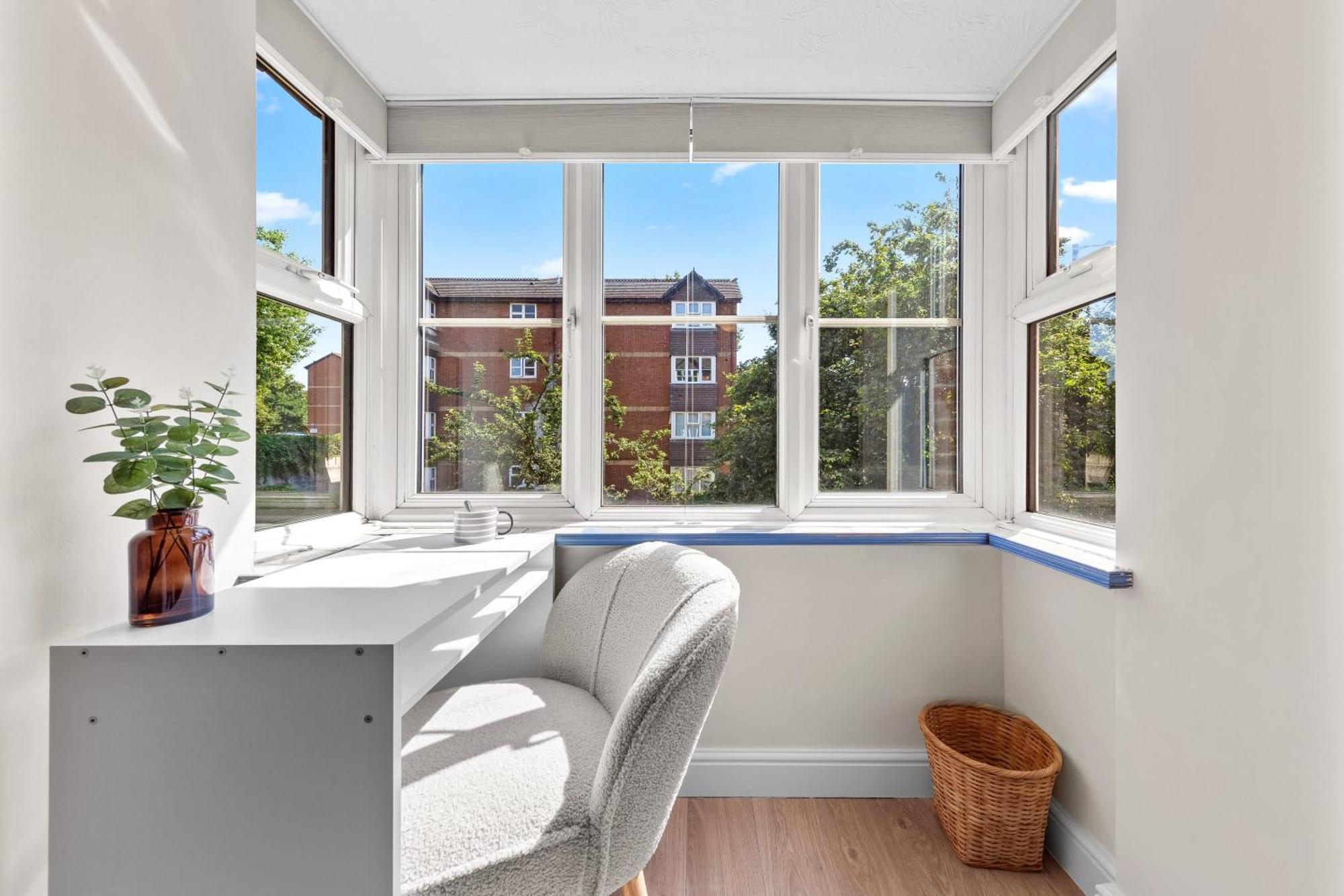 Beautiful 1 Bed Close To Amenities Apartment London
