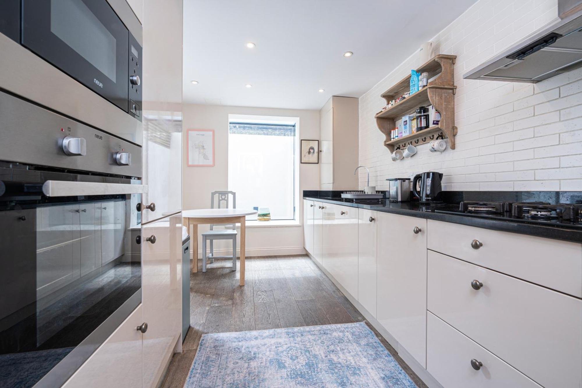 Ferienhaus Lovely Battersea By Underthedoormat *