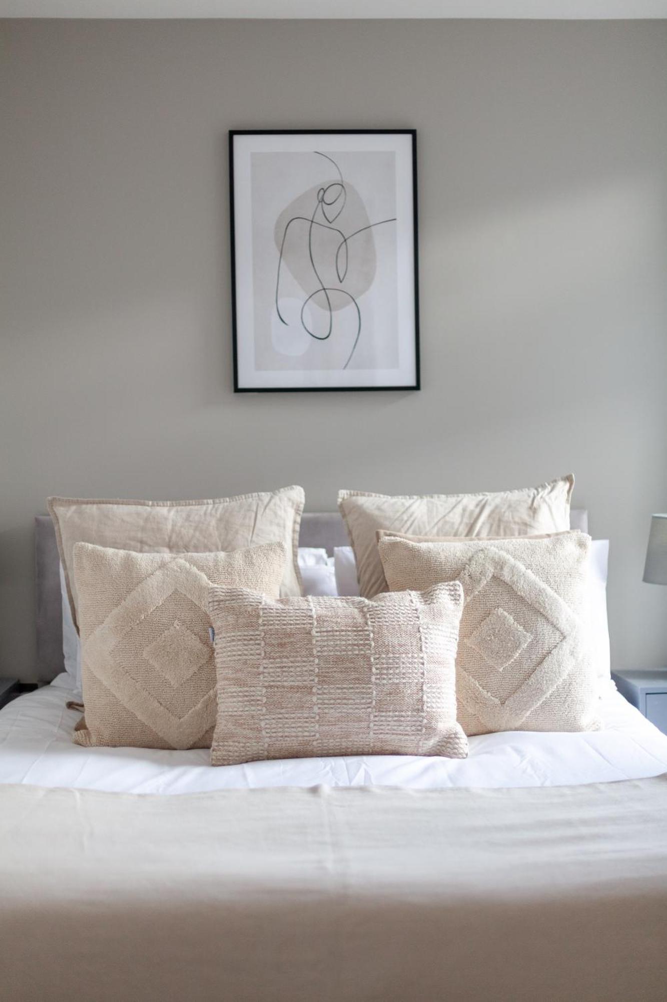The Limehouse Collection * London