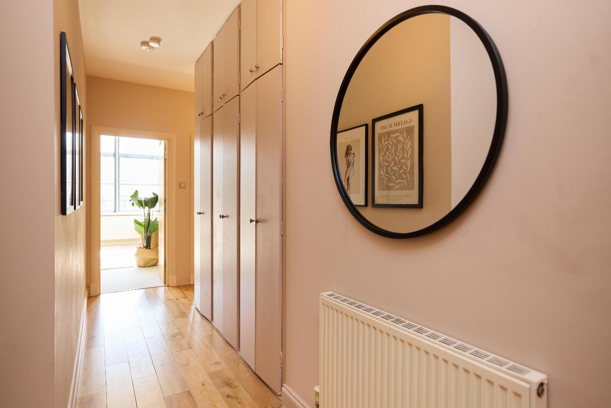 The Spitalfields Beauty - Bright 2bdr Flat Apartment London
