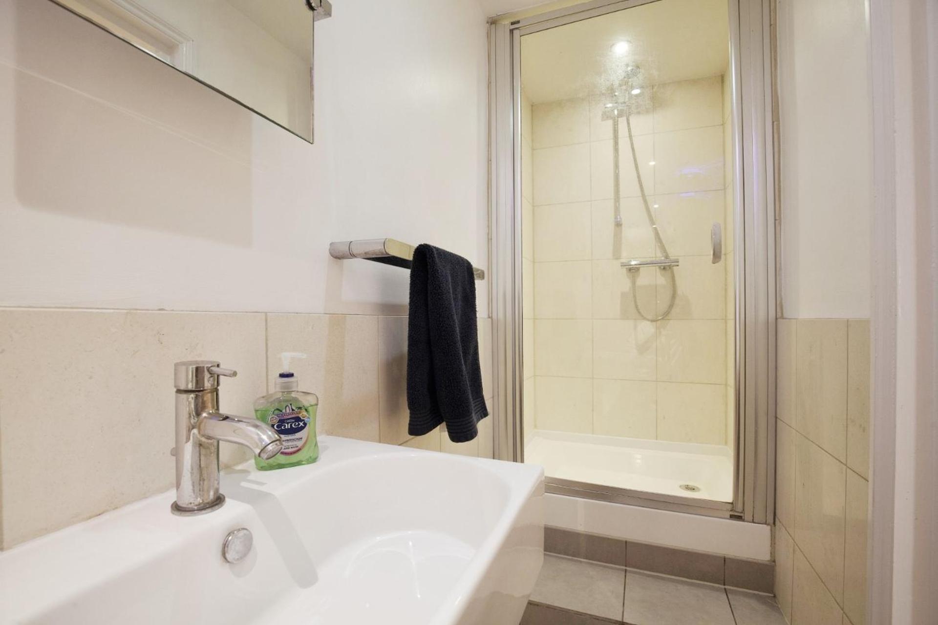 Apartment Well Located South Kensington Flat London