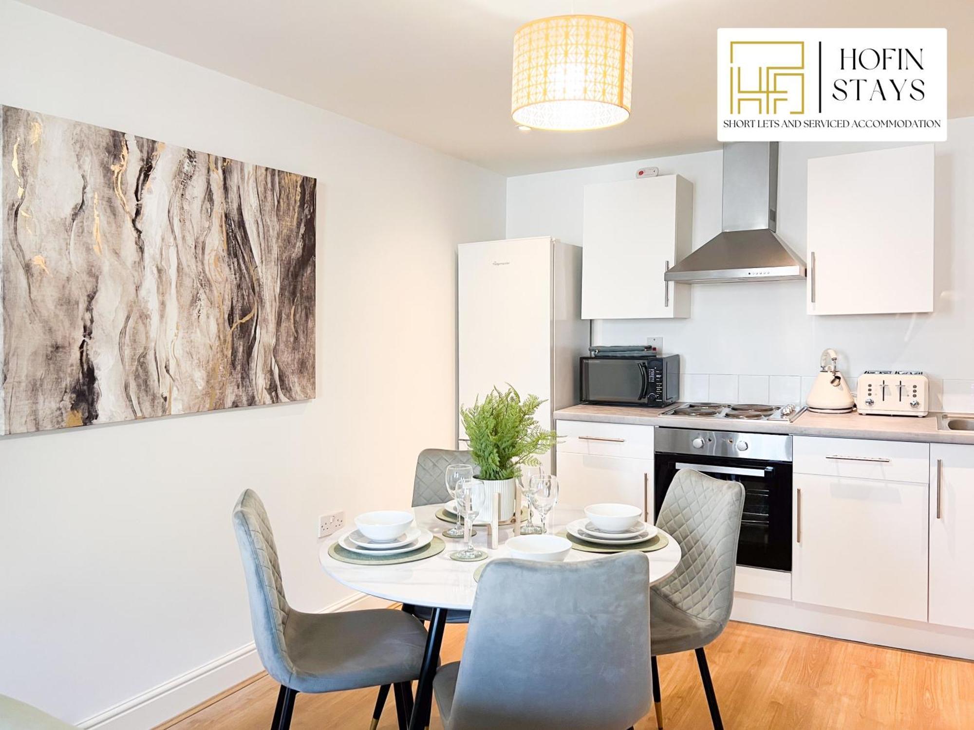 Last-minute Reserve L Premium On 2 Double Bed For 6 Guests L Deals L Hofin Short Lets & Serviced Apartamento Londres