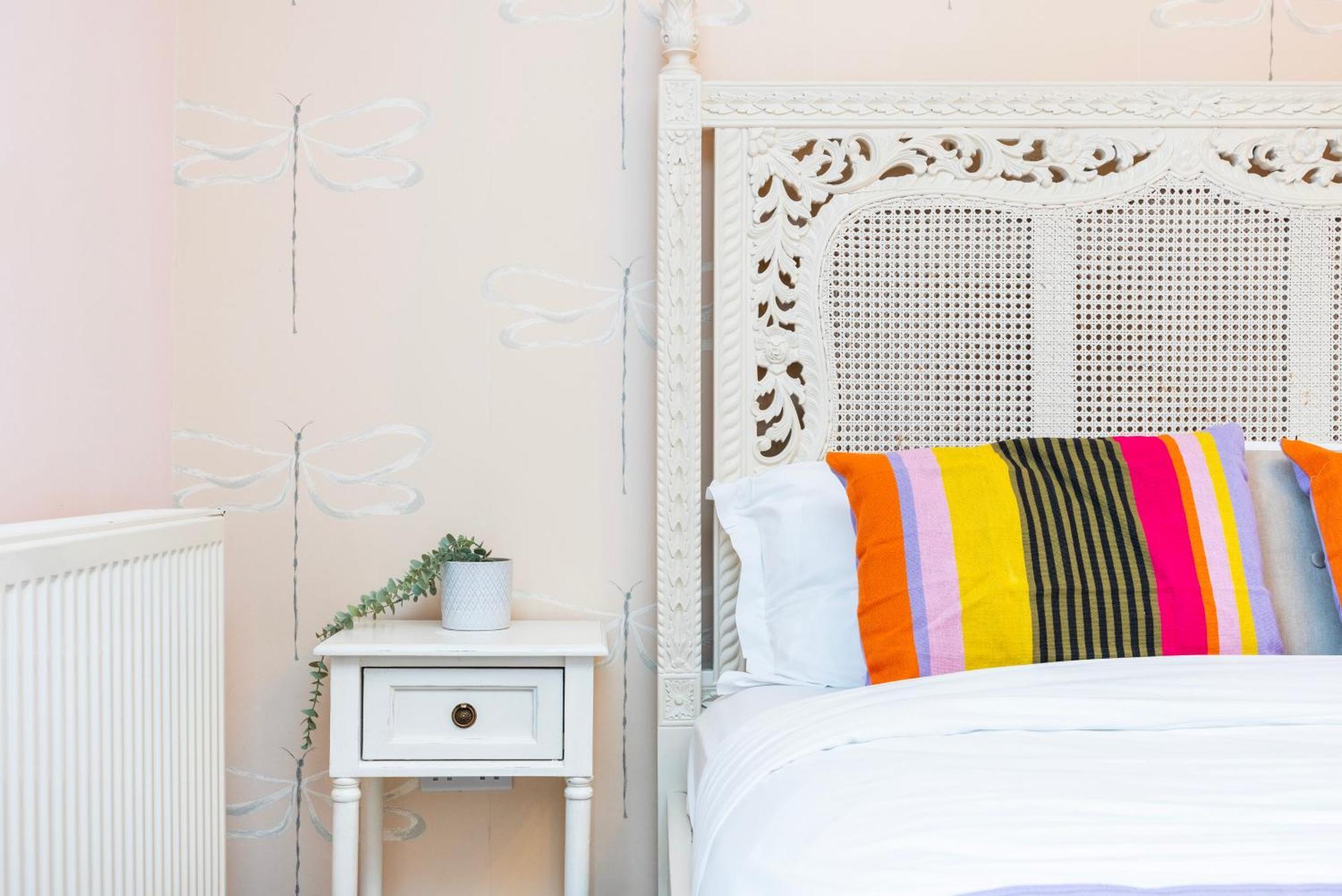 Spacious 2-bedroom In Balham Apartment
