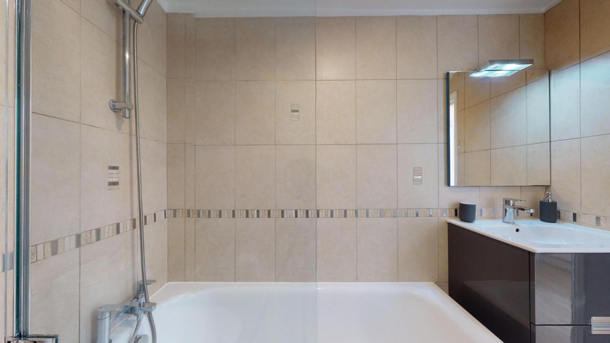 Superior 1 - Bed In Maida Vale * London