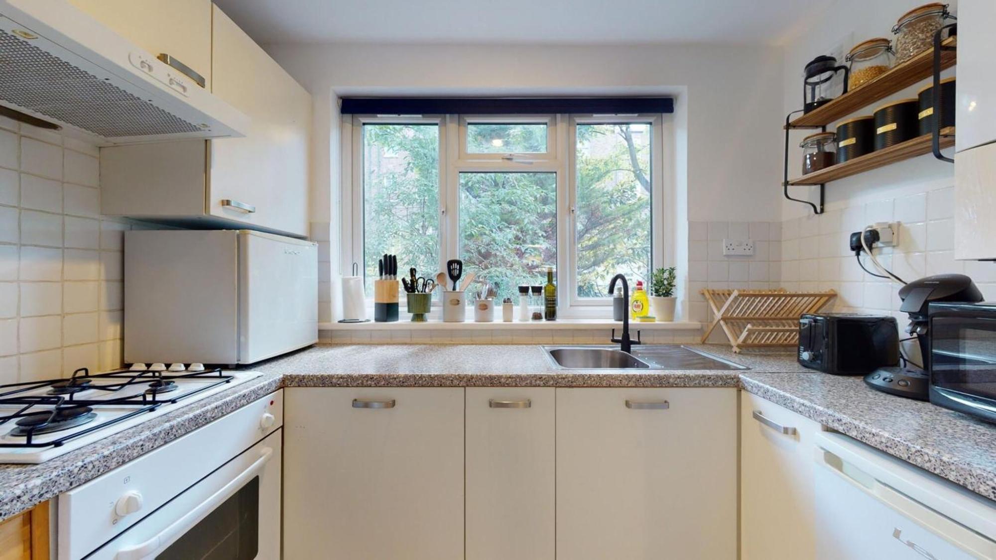 Superior 1 - Bed In Maida Vale *