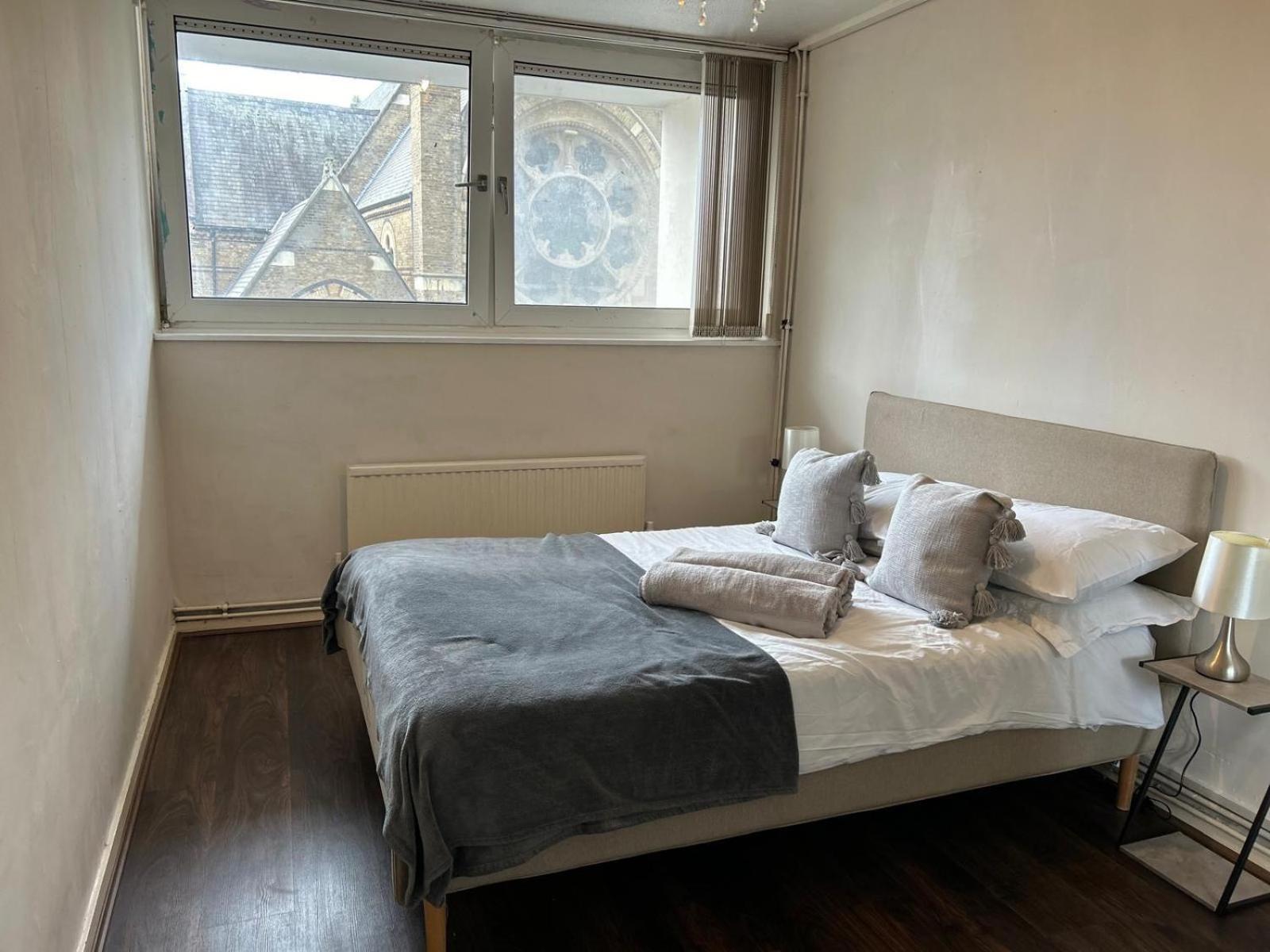 The Wapping Oasis Guest house *