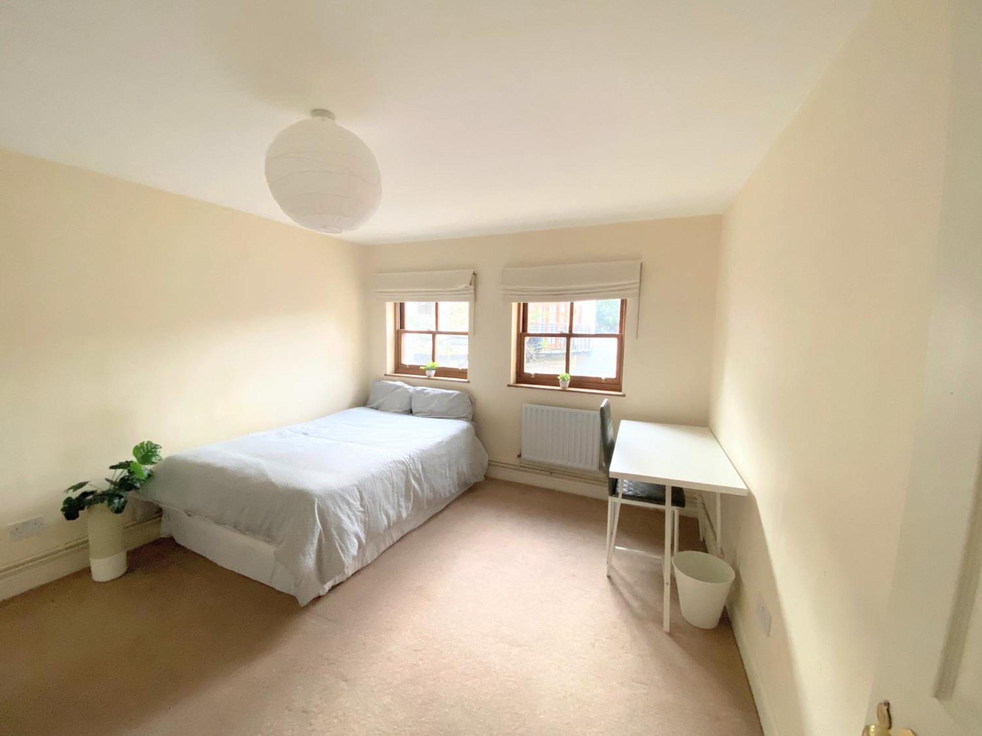 In Putney Homestay *