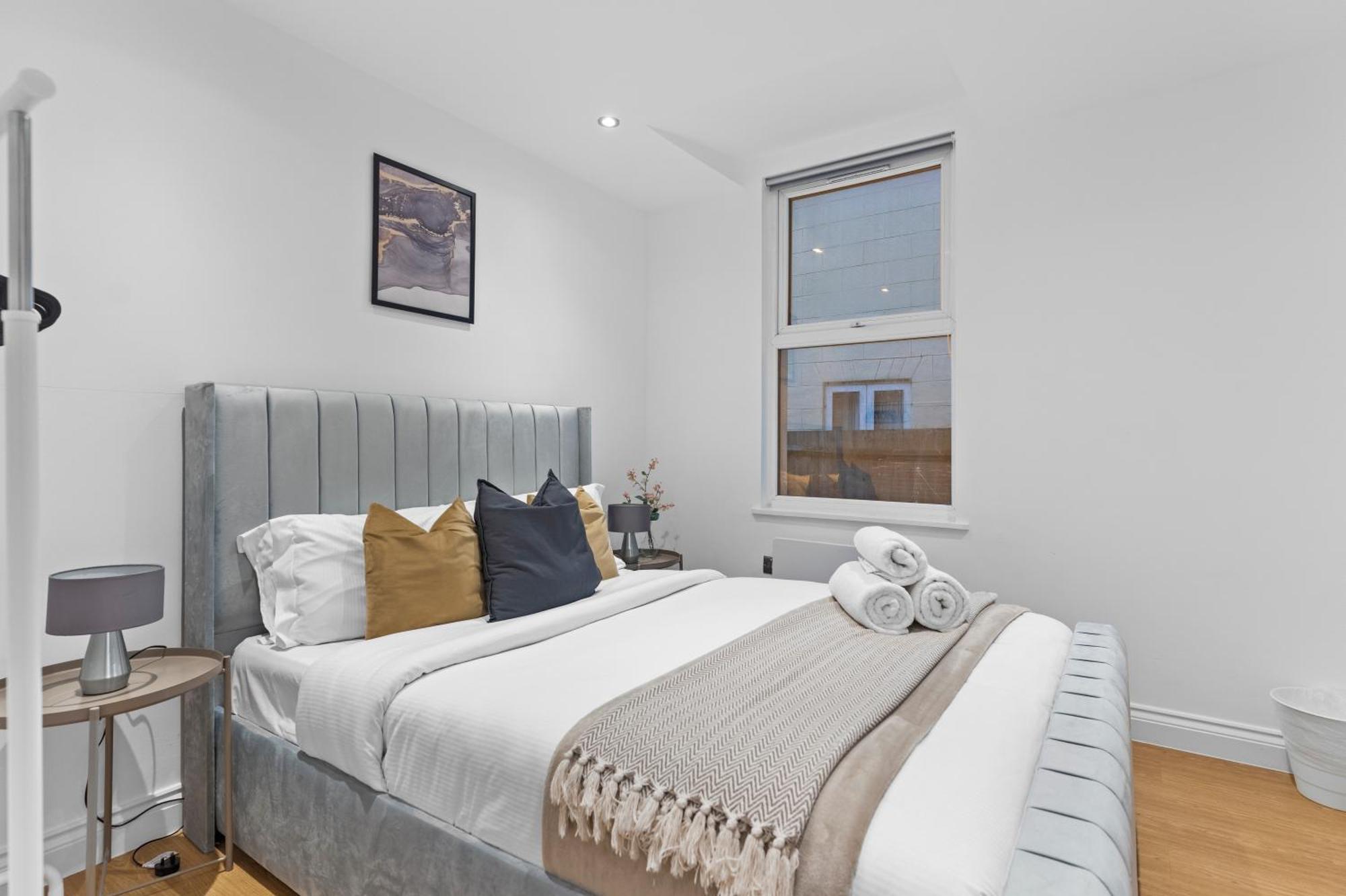 Modern With Free Wifi Apartment *
