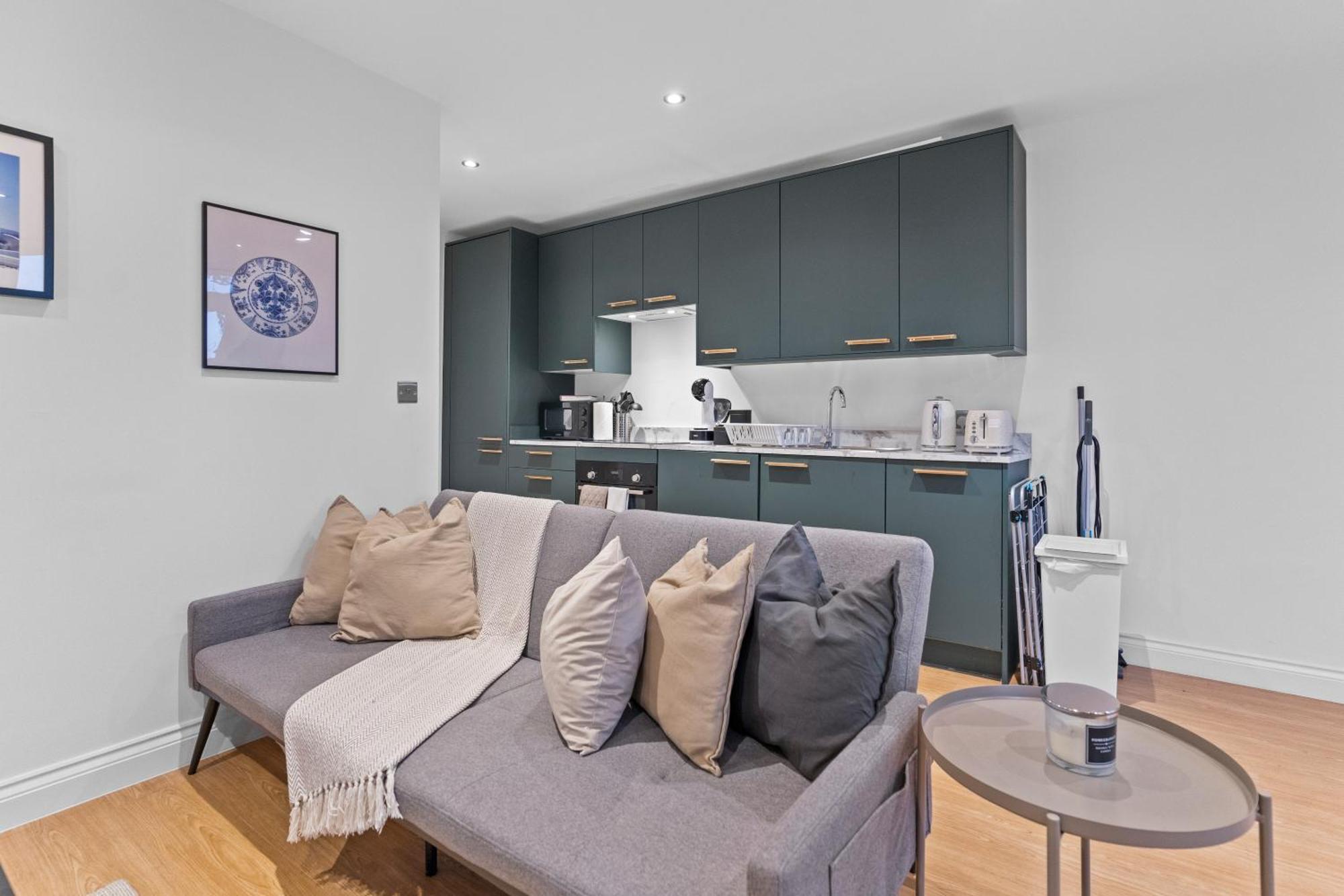 Apartment Modern With Free Wifi *