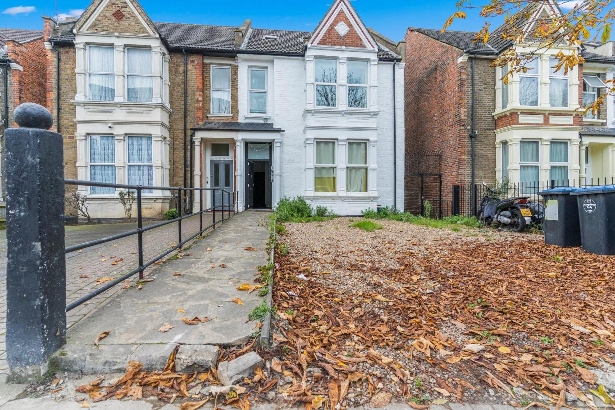 Modern With Free Wifi Apartment London