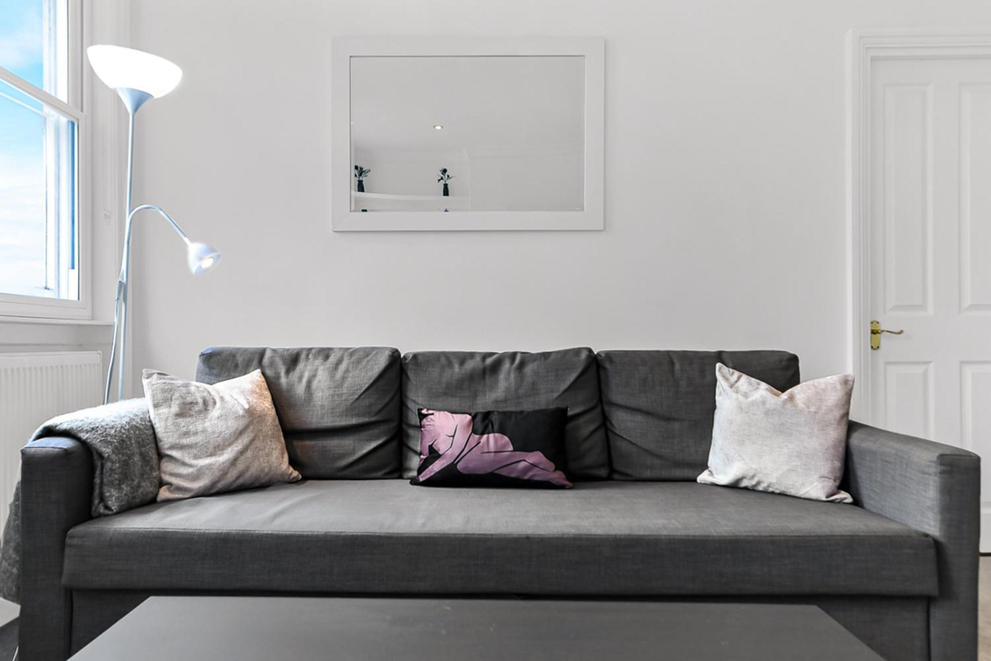 1 Bed Apartment- Marble Arch 5 Apartment