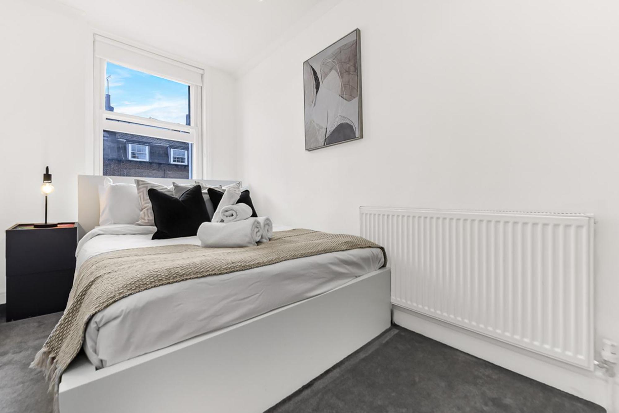 1 Bed Apartment- Marble Arch 5 Apartment London