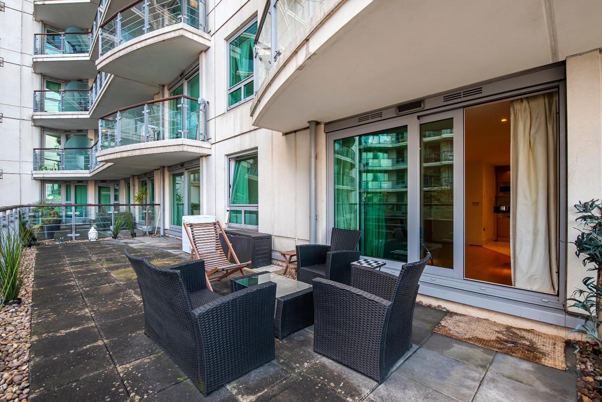 2 Bed With Large Terrace London