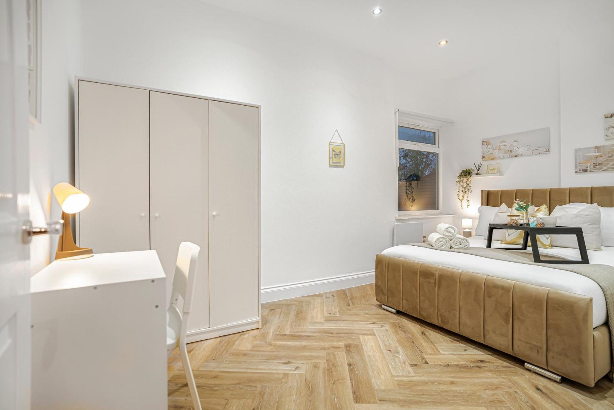 Modern With Free Wifi Apartment *