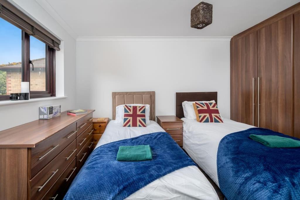 Gorgeous House, 5 Beds, Amazing Transport Links Apartment London