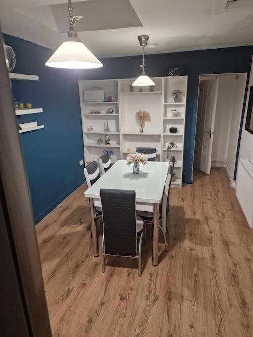 Apartment Comfortable In Wembley