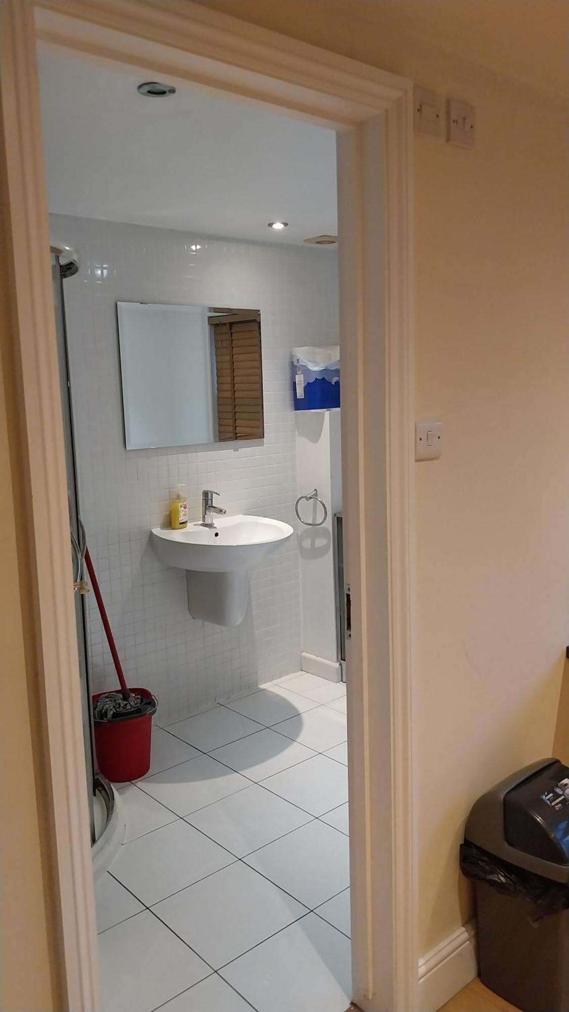 Hospedagem domiciliar Big Ensuite With Shower And Rest And Good Garden View