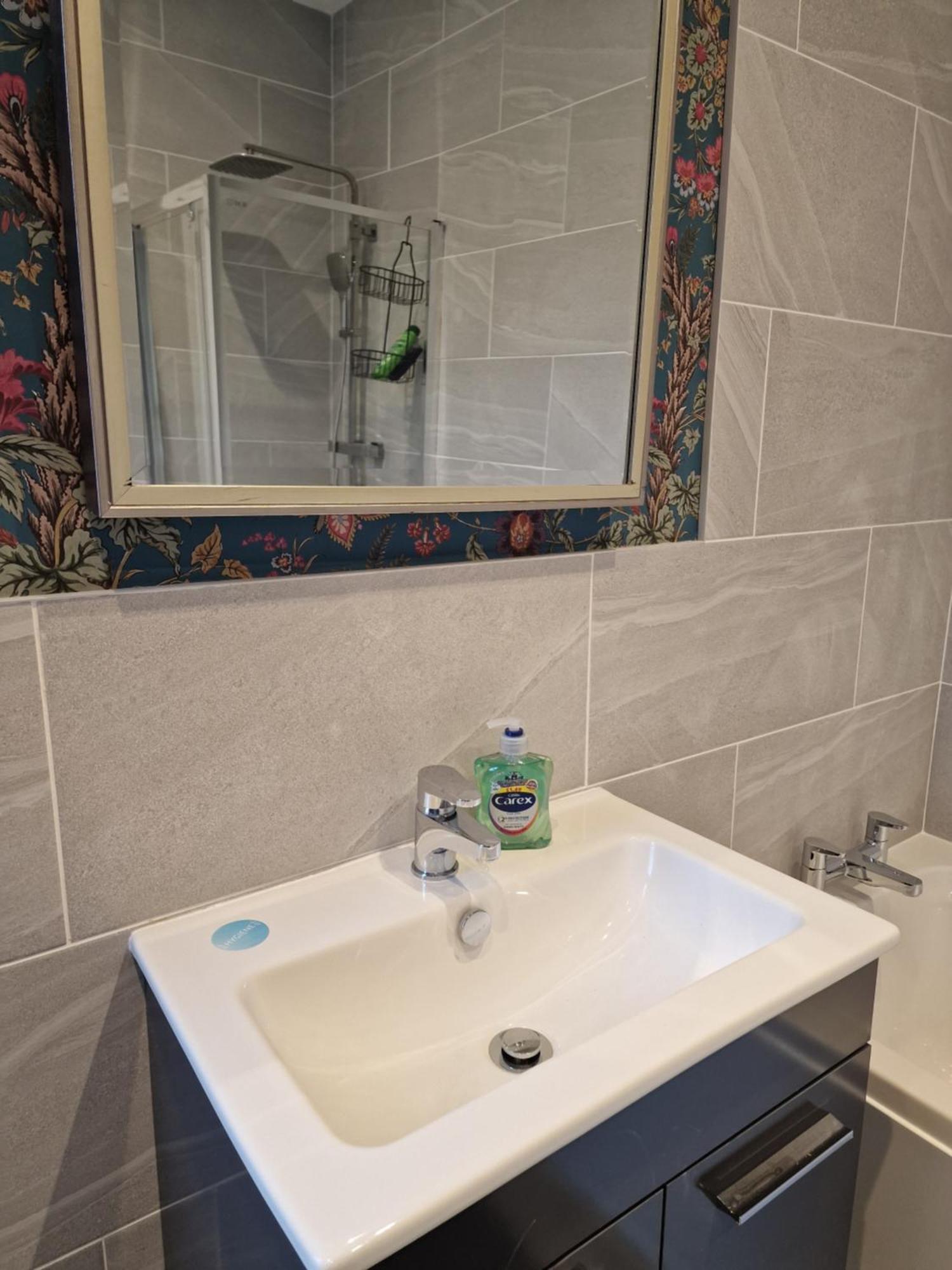 The Bean - Double Bedroom With Private Bathroom Bed & Breakfast