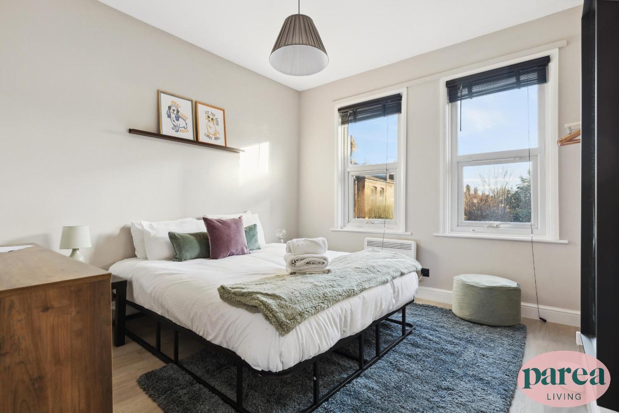 Parea Living - Charming Leyton Cozy East Retreat Apartment London