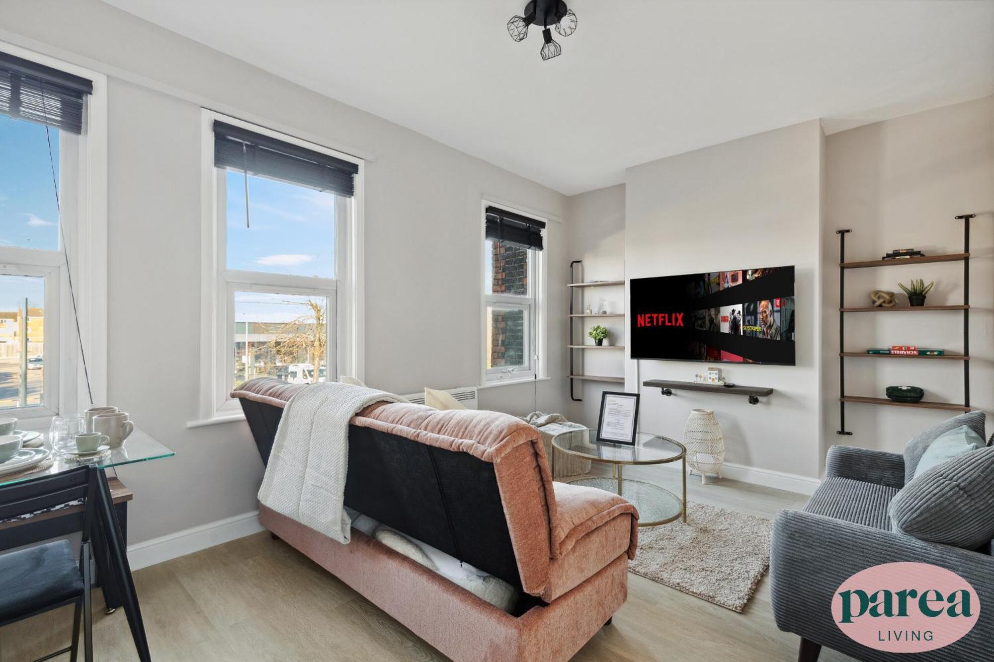 Parea Living - Charming Leyton Cozy East Retreat Apartment London