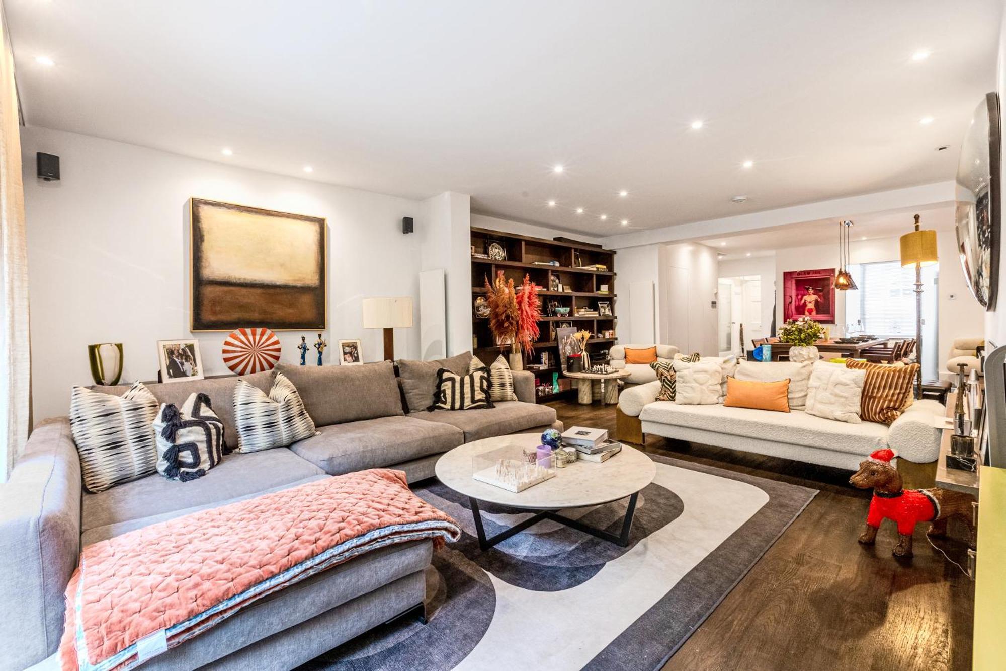 Apartment New 3lvl 3br With Garden, Prime Knightsbridge London