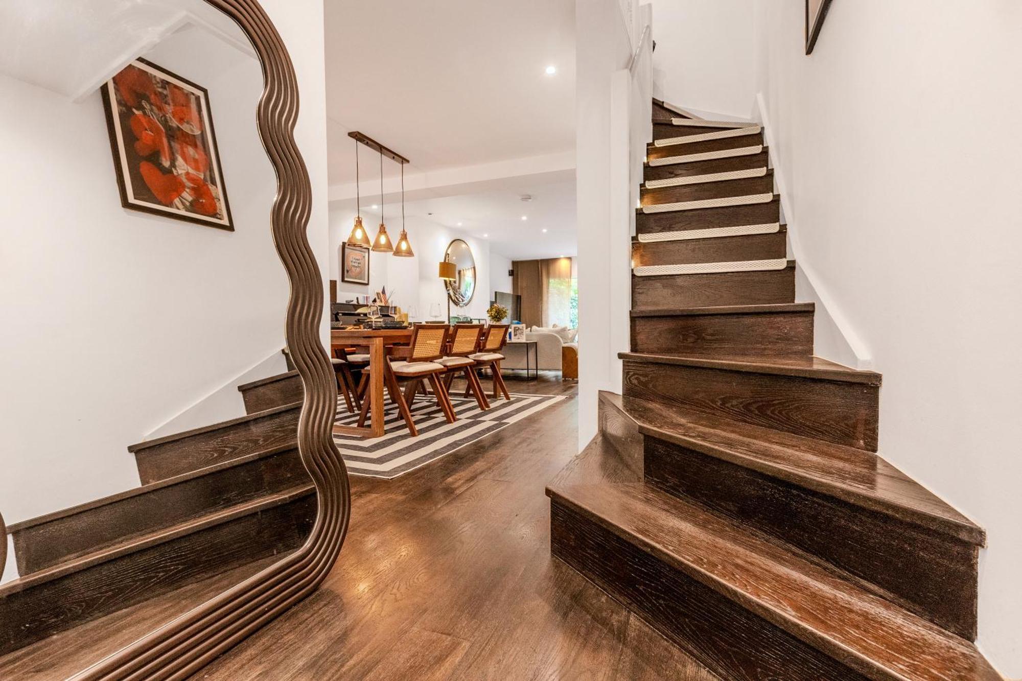 New 3lvl 3br With Garden, Prime Knightsbridge *