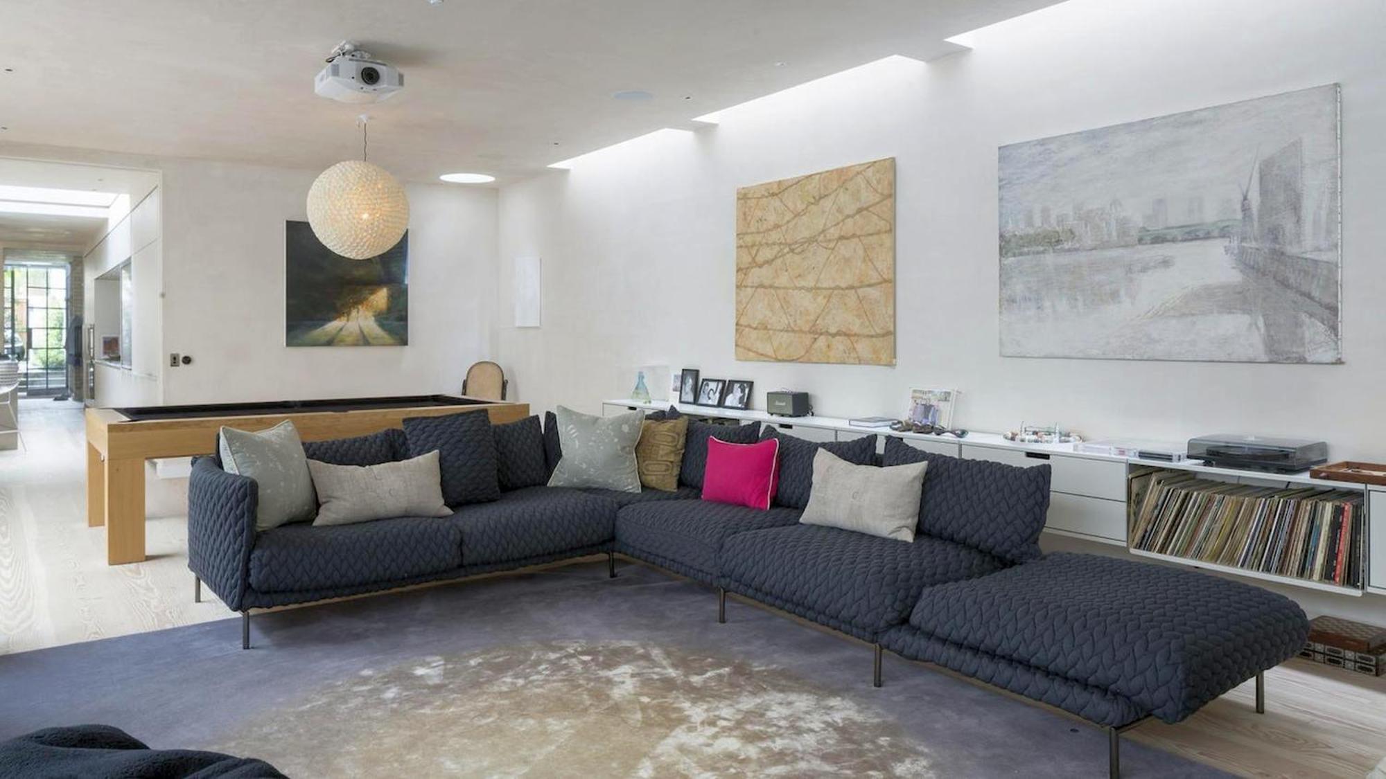 Kyle With Garden And Heated Pool Apartment London